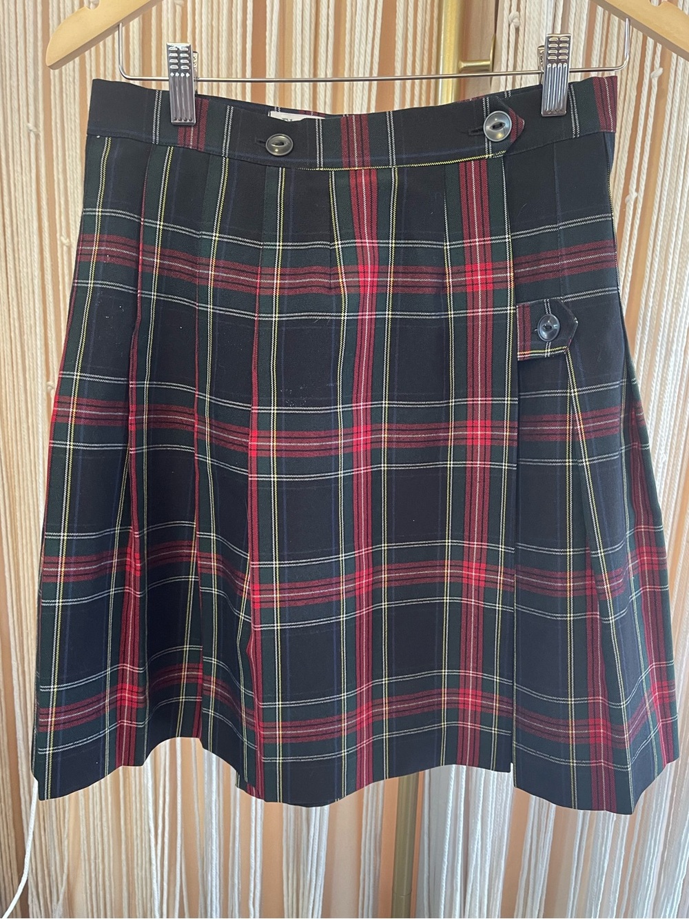 school uniform plaid pleated skirt kilt-style tartan kilt skirt academia size 16